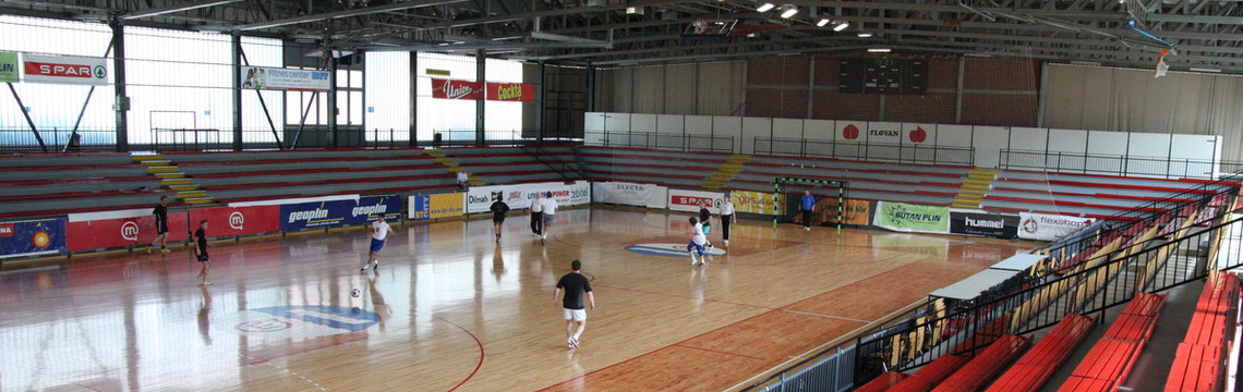 Park_Kodeljevo_1/Kodeljevo_Hall_2
